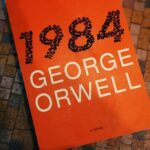 1984 George Orwell by George Orwell