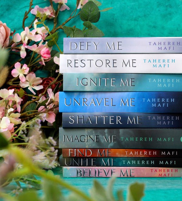 VQgnQa0V_600x.jpg Tahareh Mafi set of 9 Books - Image 1