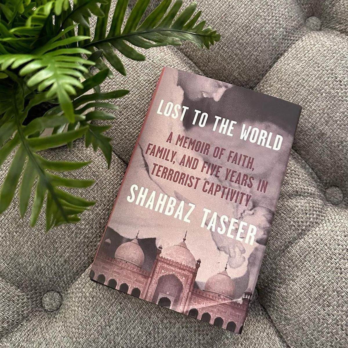 S1e79630cfcda40a887de0385371248a71.jpg Lost To The World: A Memoir Of Faith, Family And Five Years In Terrorist Captivity By Shahbaz Taseer - Image 1