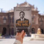 Way Of The Wolf: Straight Line Selling: Master The Art Of Persuasion, Influence, And Success By Jordan Belfort