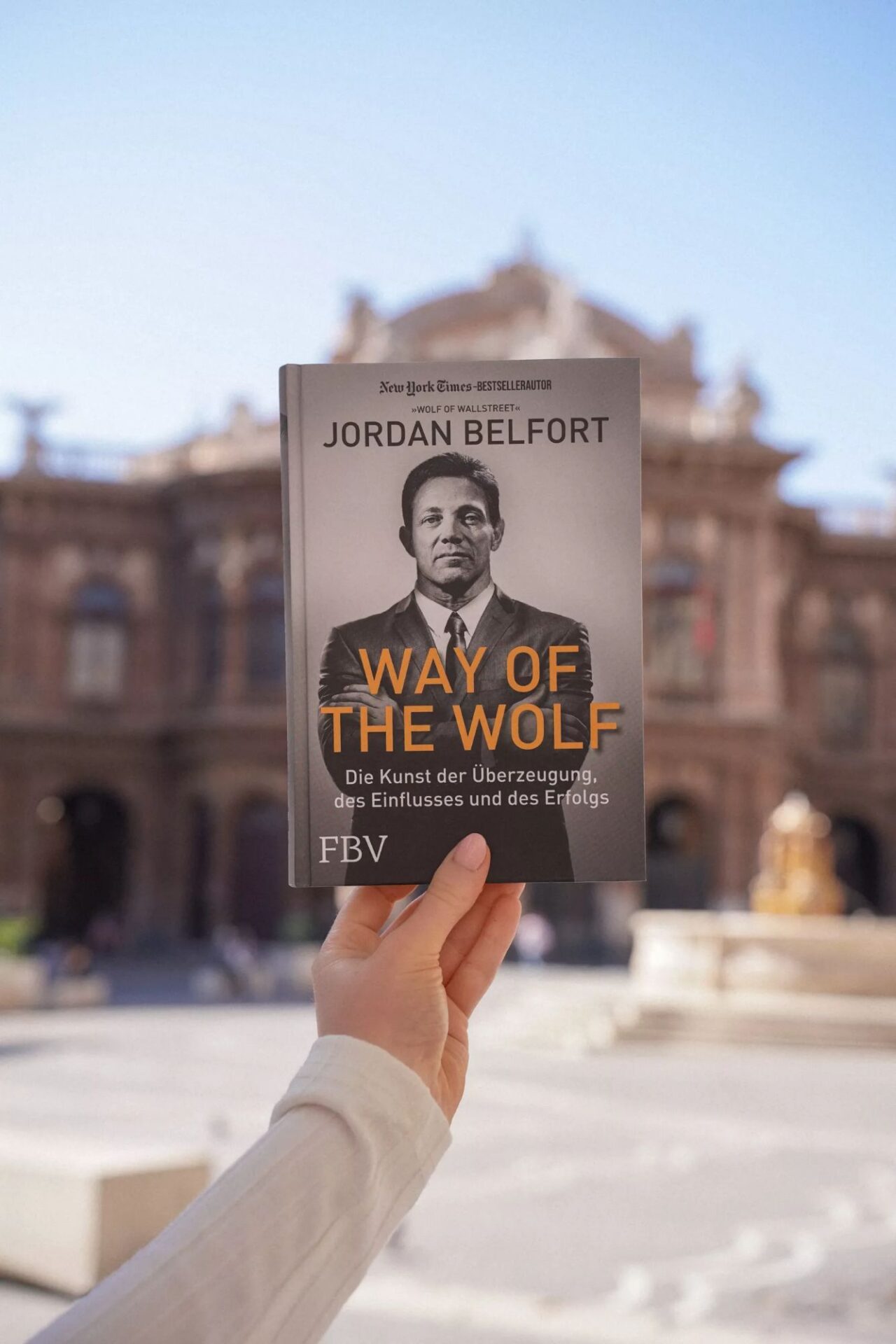 S51b45decba77403d84c281bed93820a4j.jpg Way Of The Wolf: Straight Line Selling: Master The Art Of Persuasion, Influence, And Success By Jordan Belfort - Image 1