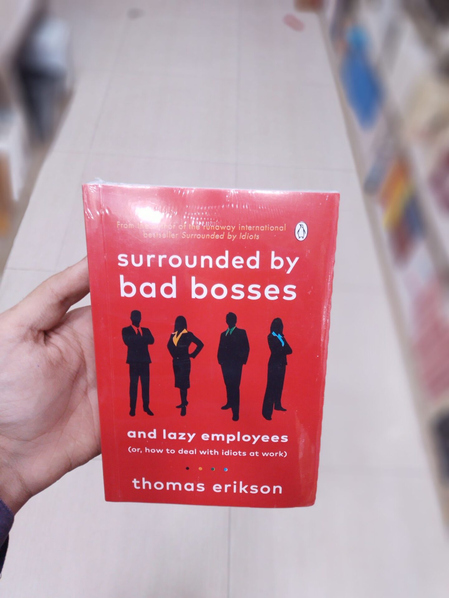 Se412766f9dd44177b1cf5214679ed958v.jpg Surrounded By Bad Bosses And Lazy Employees By Thomas Erikson - Image 1